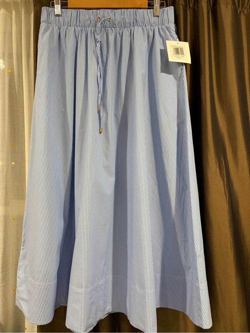Ellen Tracy Light Blue Pinstripe A-Line Women's Skirt/ size medium